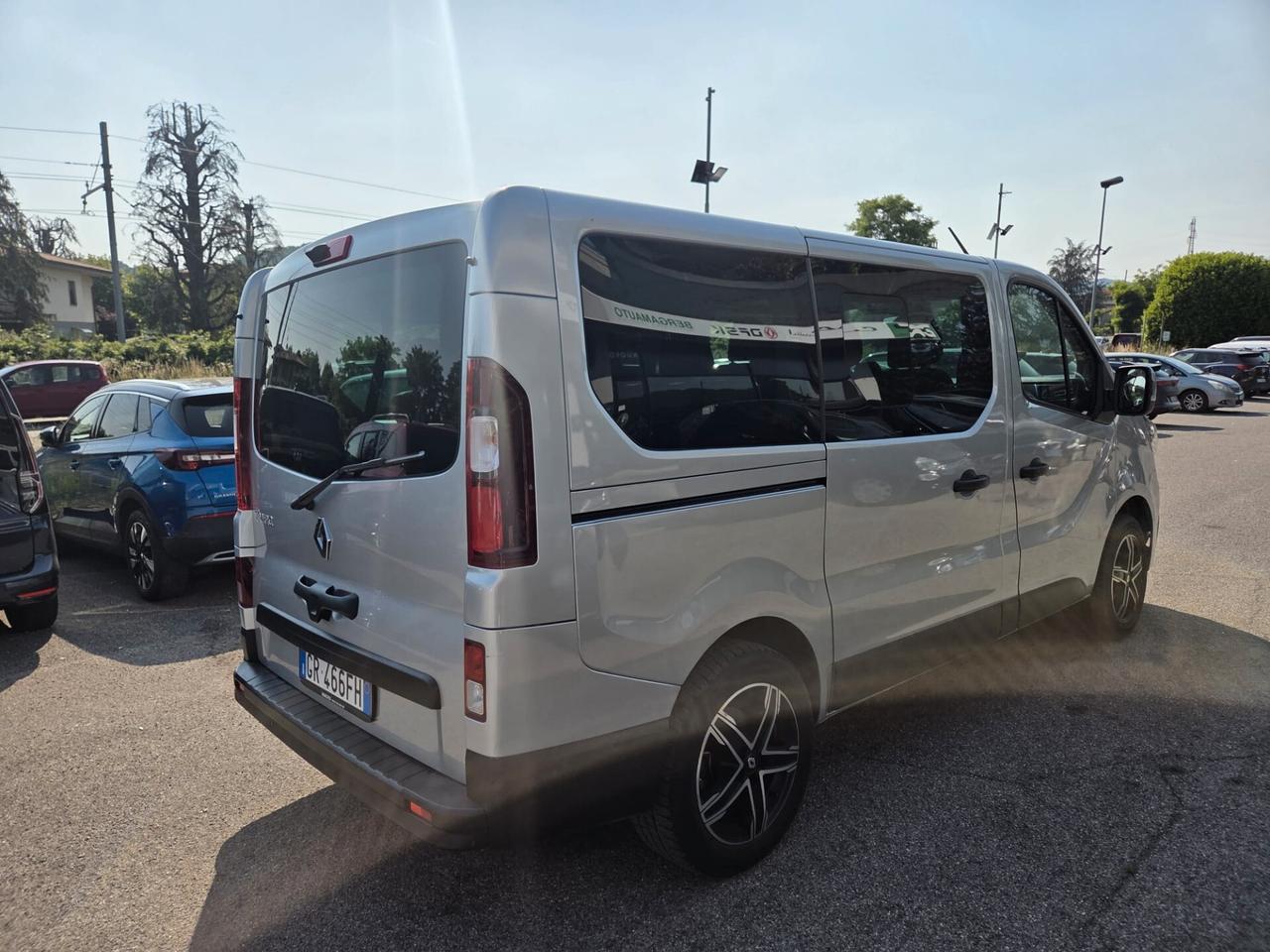 Renault Trafic BluedCi 150CV EDC PL-TN SpaceClass *9 POSTI*AUTOMATIC*2.0 DCI 150CV*UNIPROPRIETARIO*TAGLIANDI CERTIF…