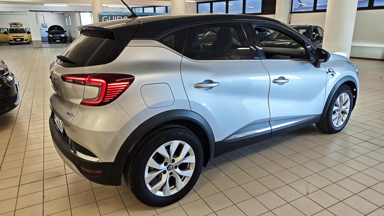 Renault Captur Full Hybrid E-Tech 145 CV Intens