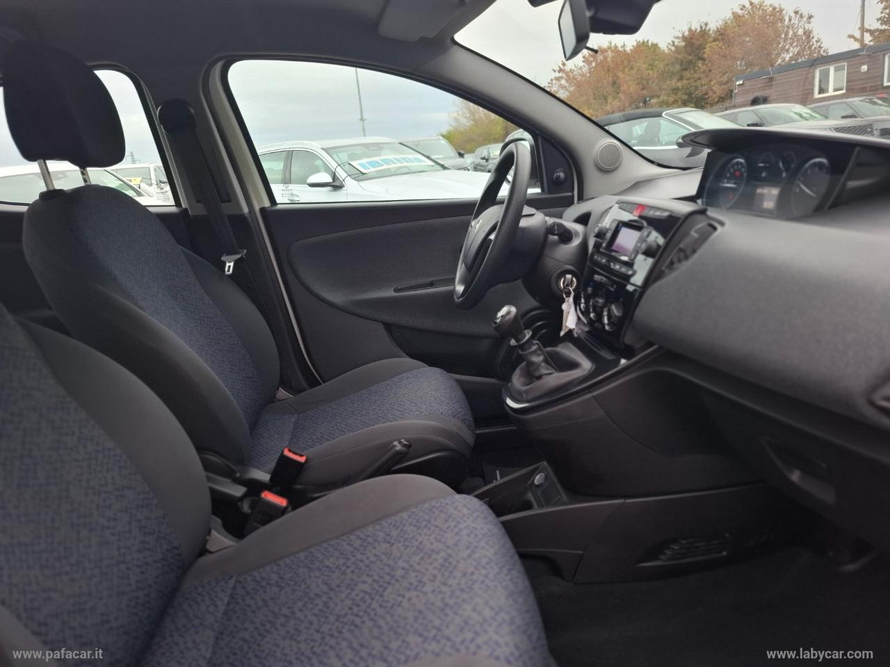LANCIA Ypsilon 1.0 FireFly 5p.S&S Hybrid Silver