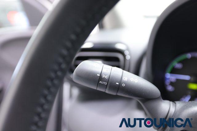 TOYOTA Yaris 1.5 130 HYBRID 5 PORTE ACTIVE NEOPATENTATI