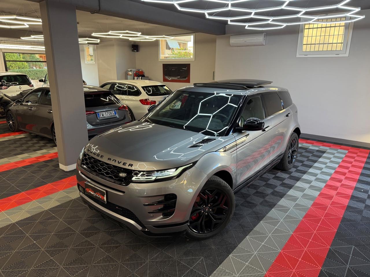 Land Rover Range Evoque 2.0 hybrid R-Dynamic - FABIANOAUTO