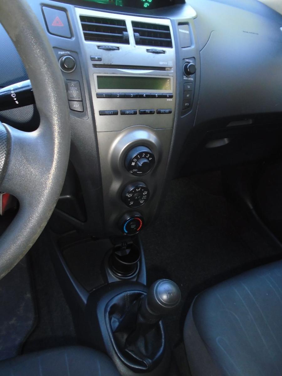 Yaris '11 EURO5 96000 KM UNIPRO OK NEOP