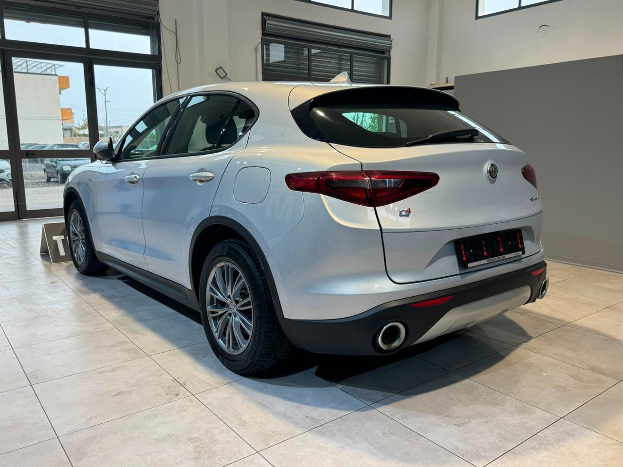 Alfa Romeo Stelvio 2.2 Turbodiesel 190 CV AT8 RWD Business