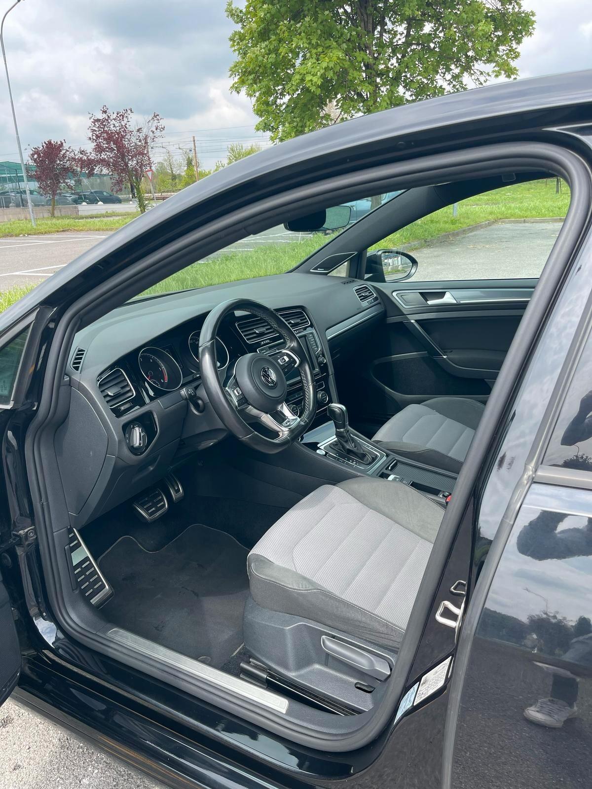 Volkswagen Golf 2.0 TDI DSG 5p. Highline BlueMotion Technology