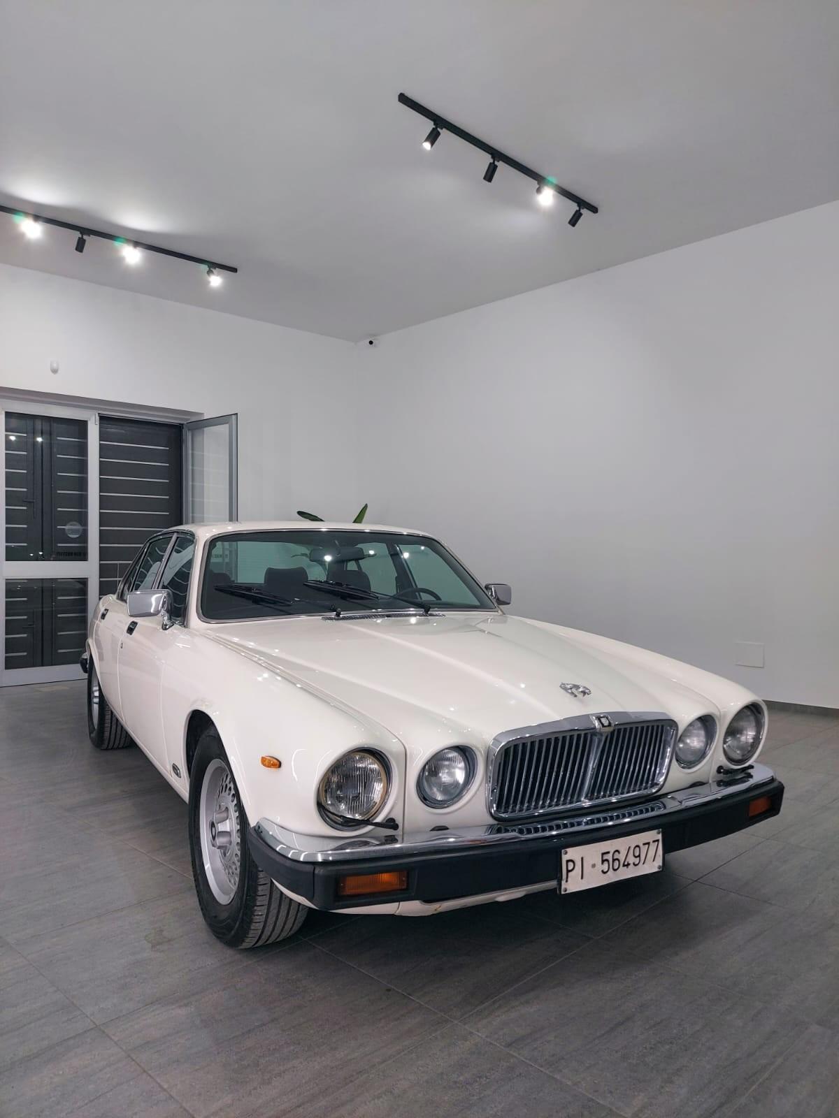 Jaguar XJ6 4.2 SOVEREIGN 1983