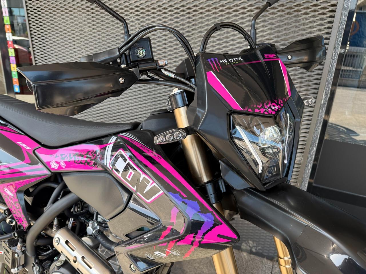 Qj Motor 125 MOTARD PER RAGAZZA