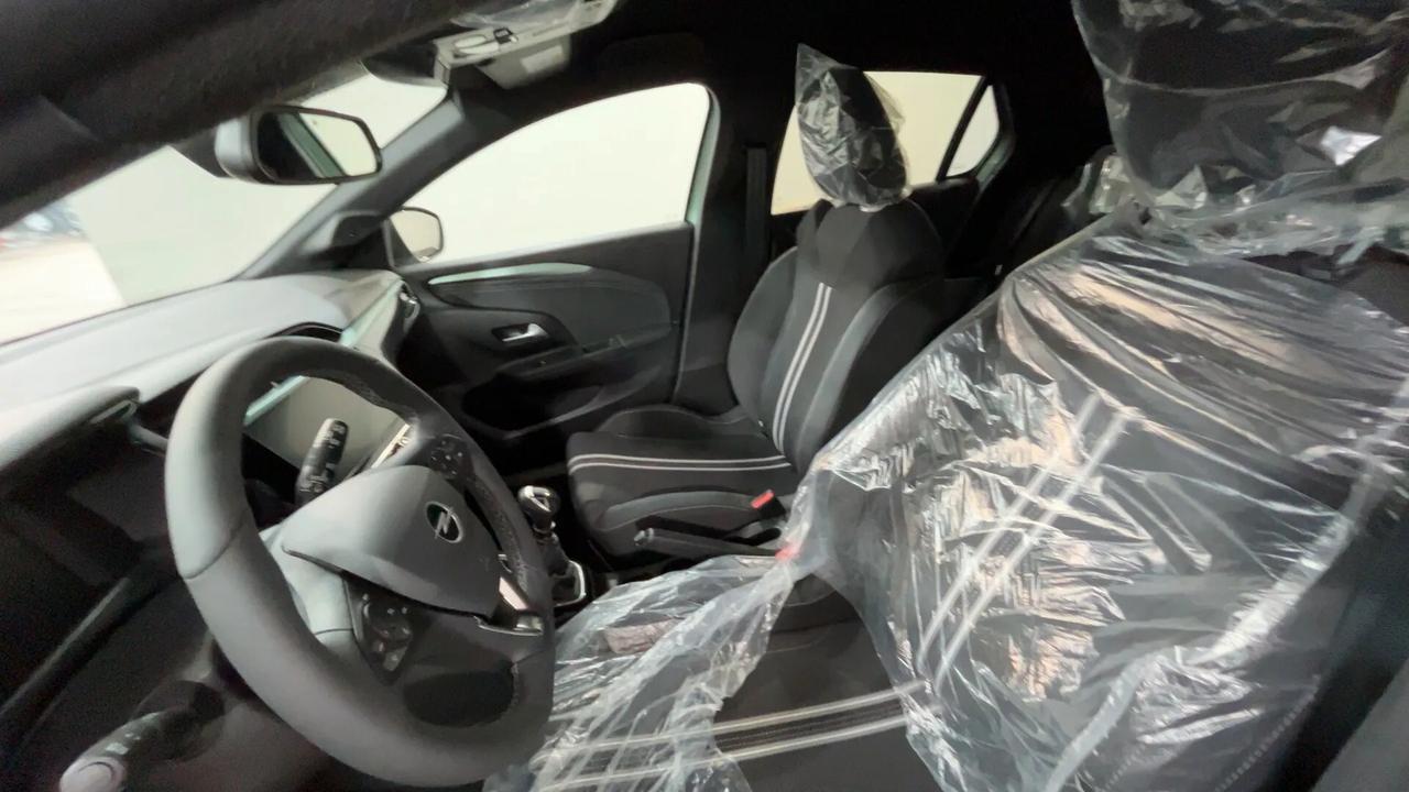 Opel Corsa 1.2 100 CV YES KM0