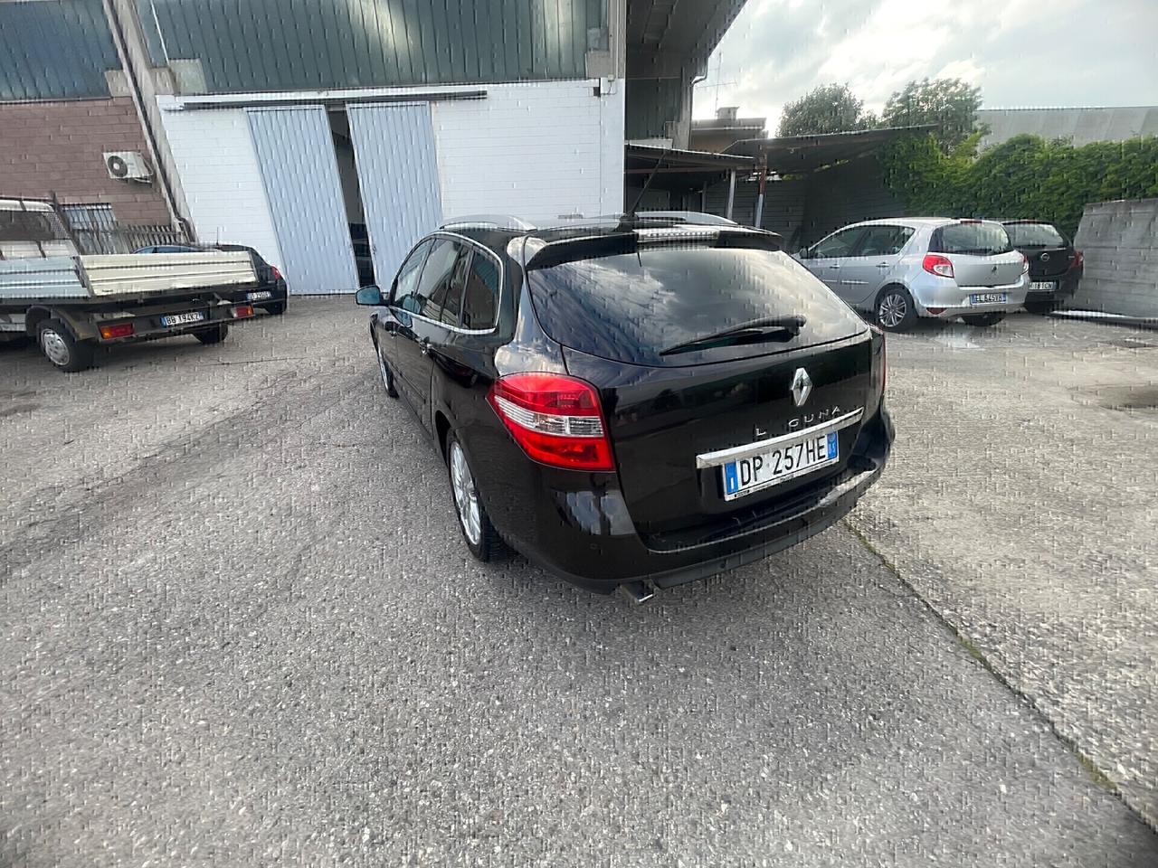 Renault Laguna 2.0 dCi 150CV SporTour Elite Plus Dynamique