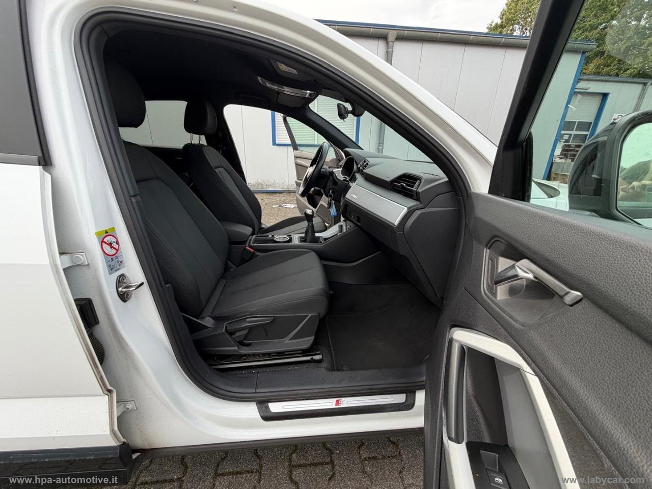 AUDI Q3 SPORTBACK 2.0TDI S-LINE BLACK EDITION