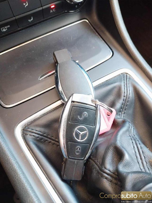 MERCEDES-BENZ CLA 180 d Automatic (Garanzia 12 Mesi)