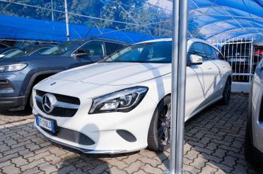 Mercedes-Benz CLA X117 Shooting Brake 200 d Sport a