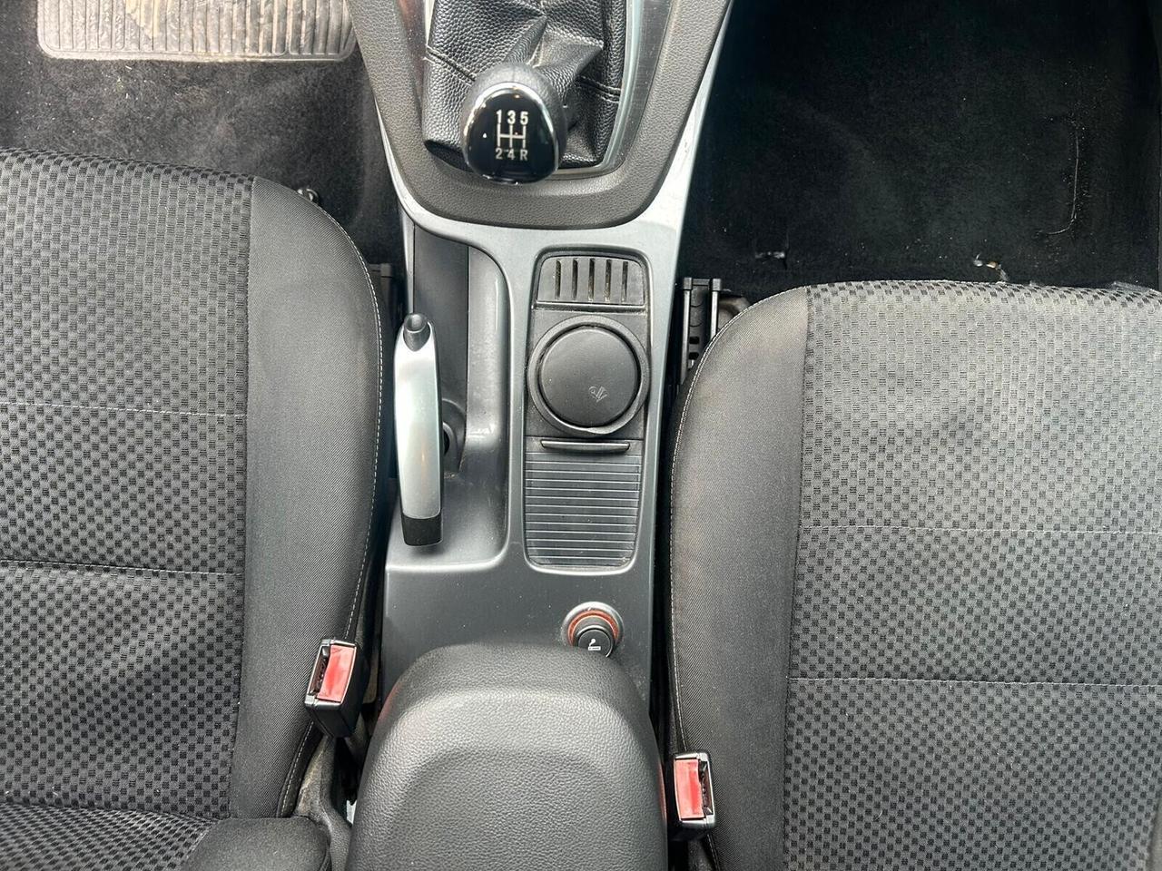 Ford C-Max 1.6 TDCi 110 CV Titanium