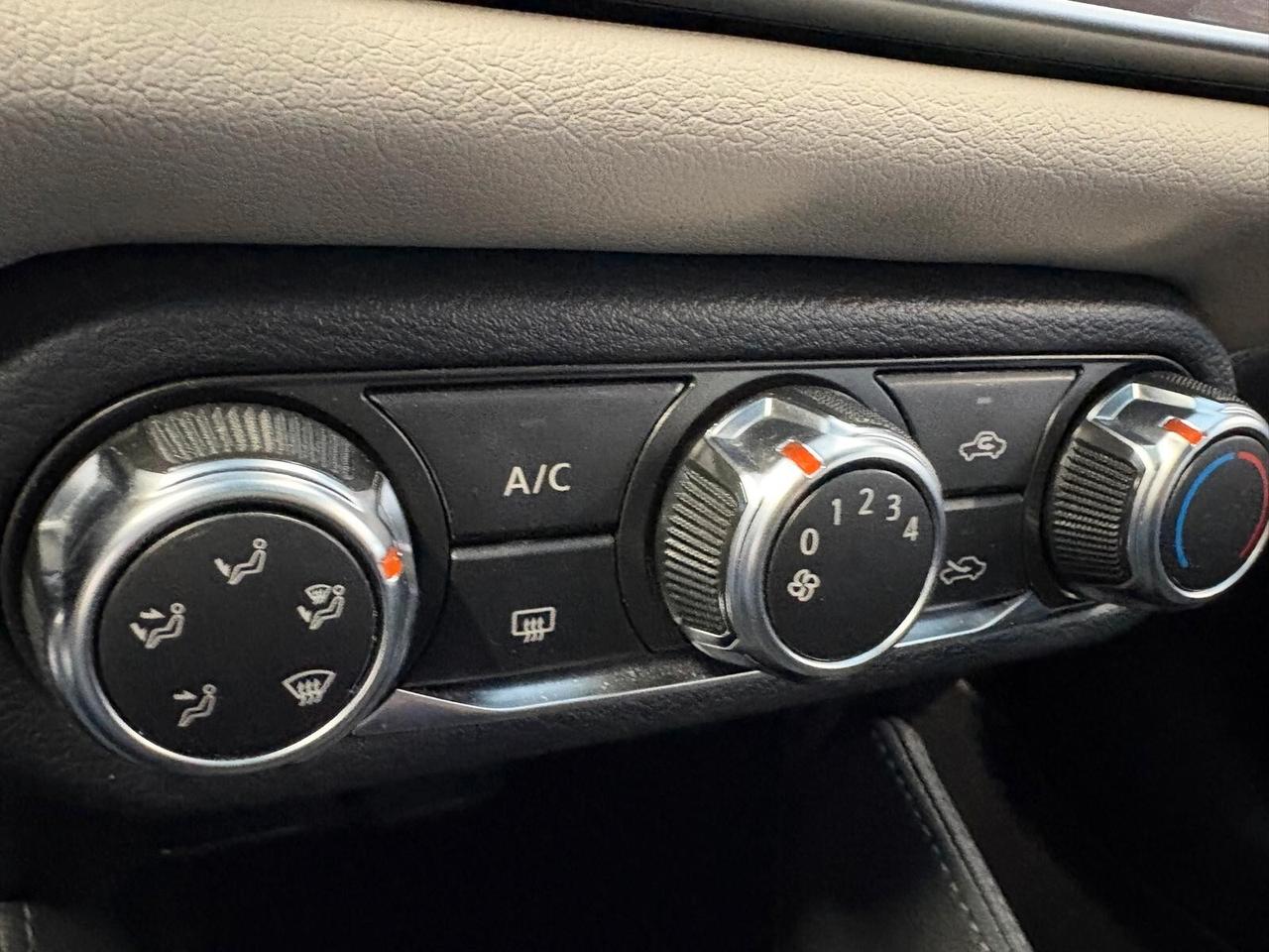 Nissan Micra ACENTA 1.0 IG-T 92 5 porte