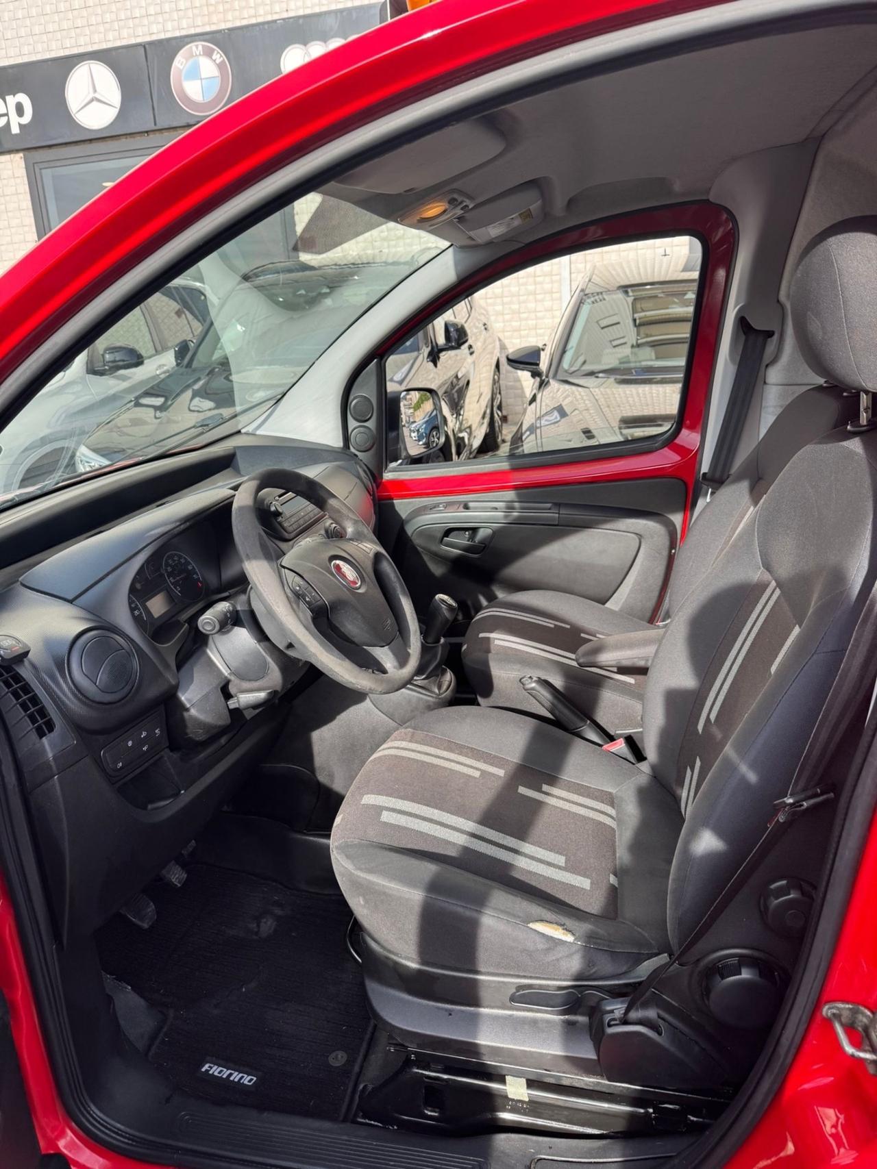 Fiat Fiorino 1.3 MJT 95CV Combinato Adventure