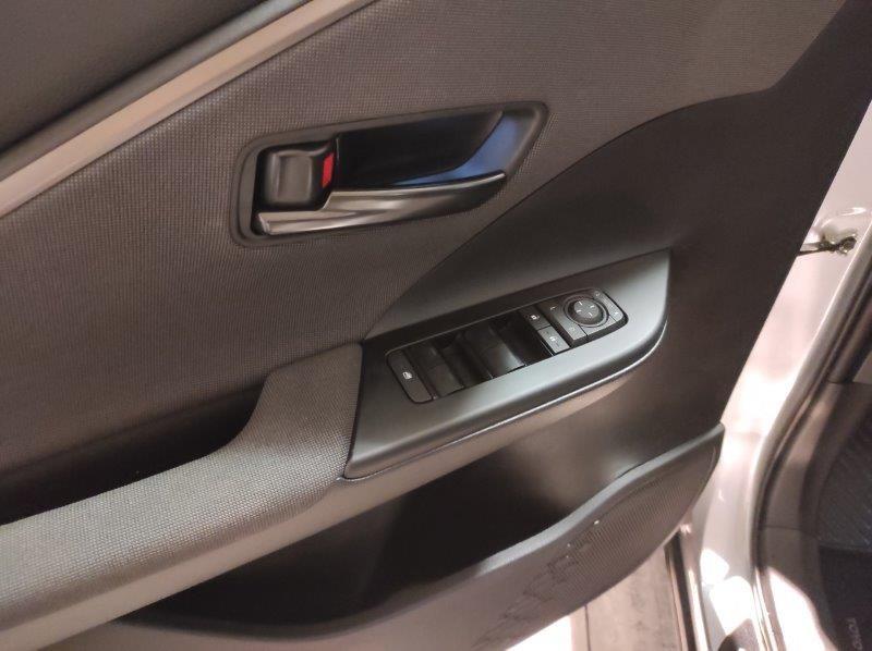 TOYOTA C-HR (2023-->) - C-HR 1.8 HV Trend