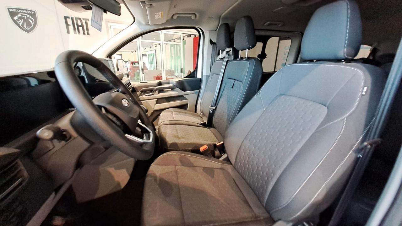 Ford Tourneo Custom 320 L2H1 2.0 EcoBlue 136Cv