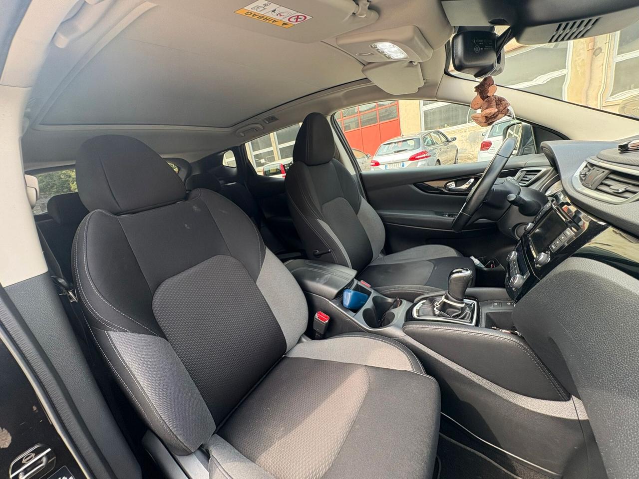 Nissan Qashqai 1.5 Business cambio aut.