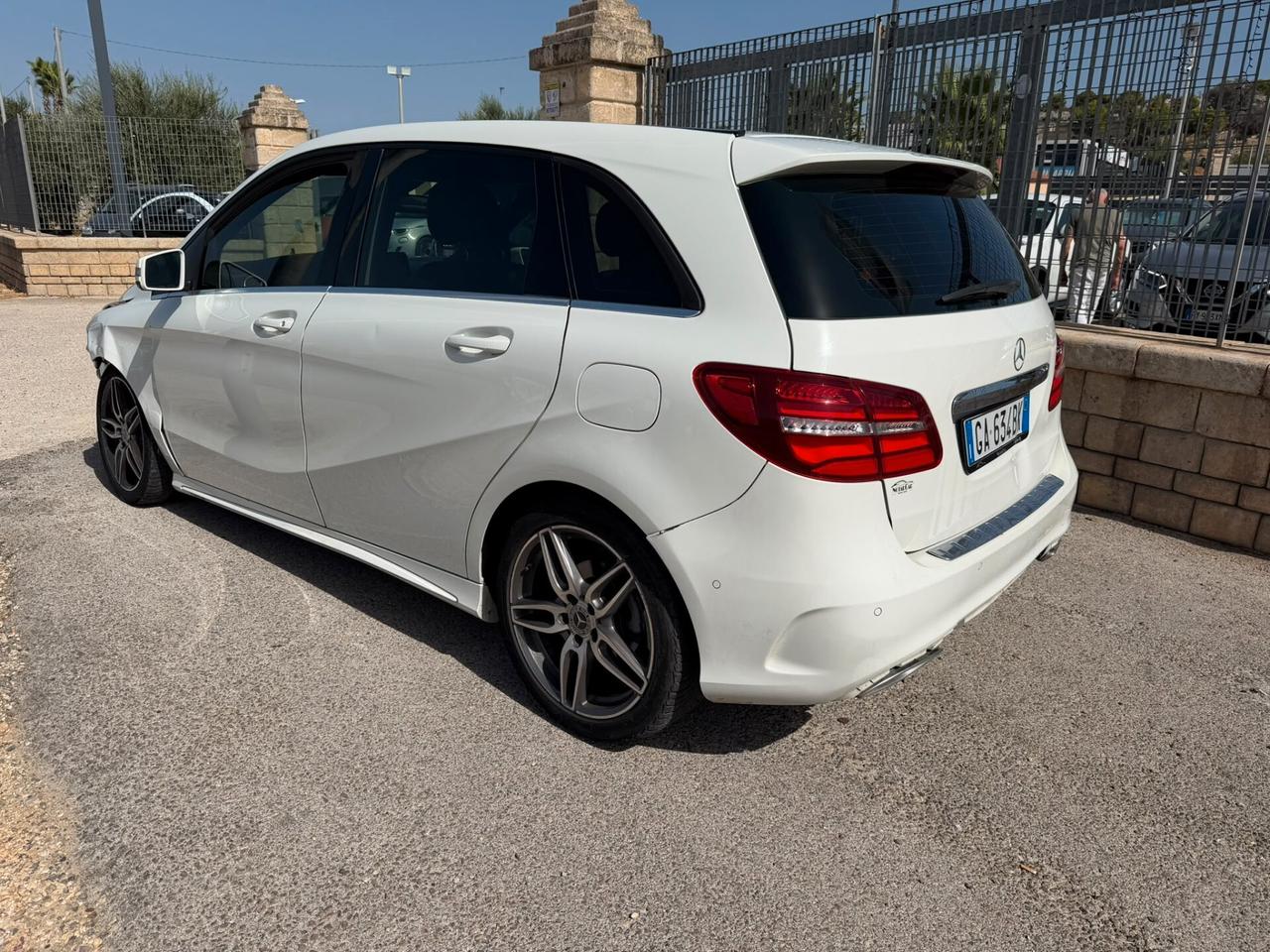 Mercedes-benz B 180 d Premium