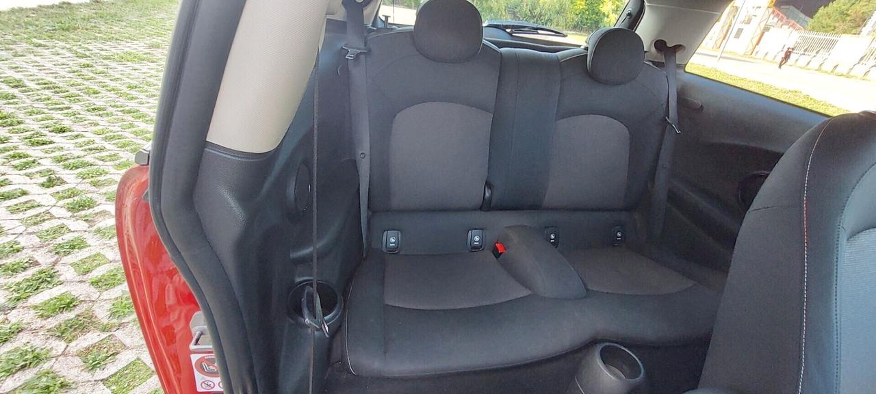 MINI ONE 1,5 DIESEL 95 CV HYPE LEGA TELEFONO SENSORI RADAR FULL LED IMPECCABILE X NEOPATENTATI