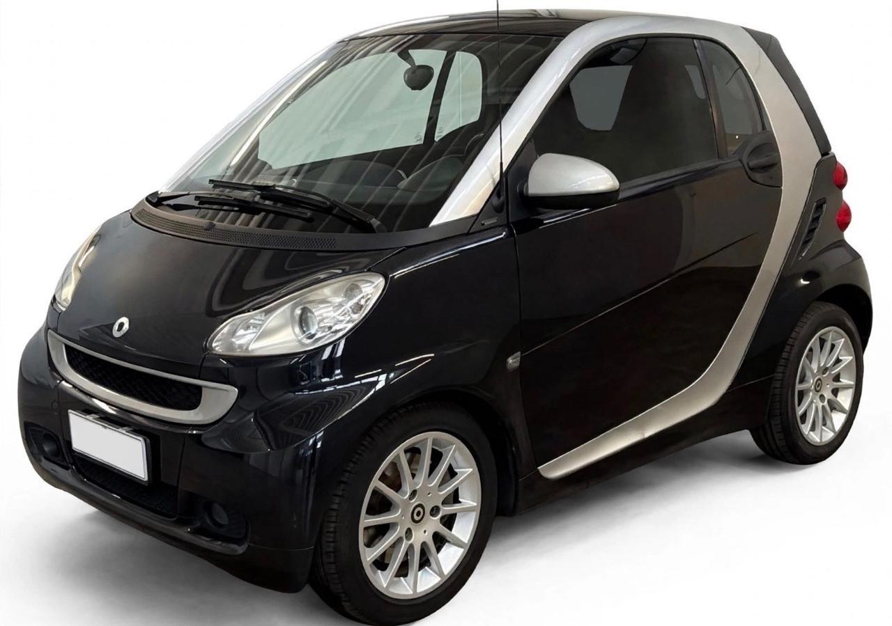 Smart ForTwo 1000 52 kW MHD coupé passion