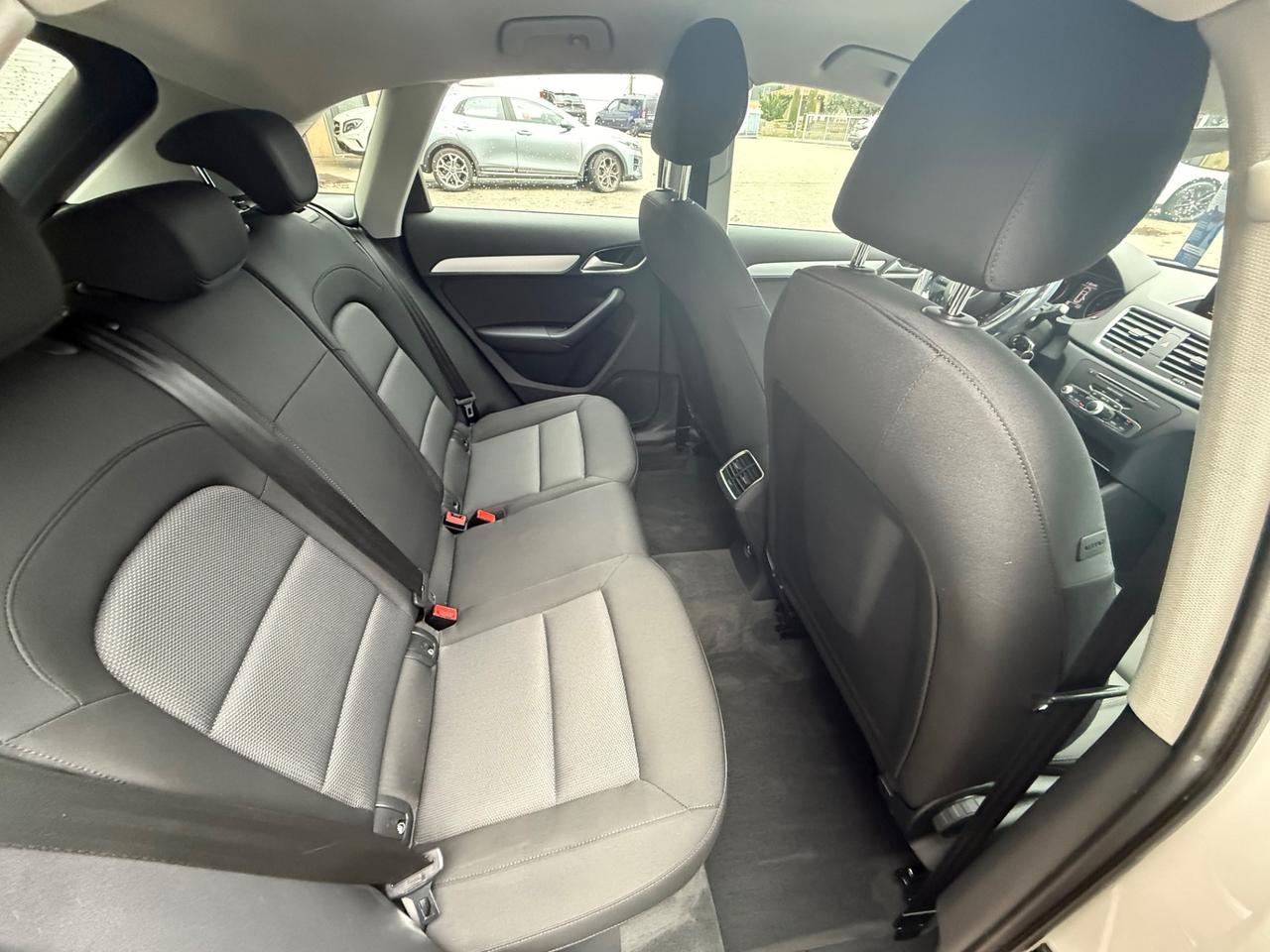 Audi Q3 2.0 TDI 120 CV - Manuale -76.000KM