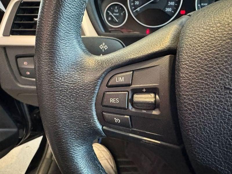 BMW Serie 3 Touring 318d Business Advantage aut.