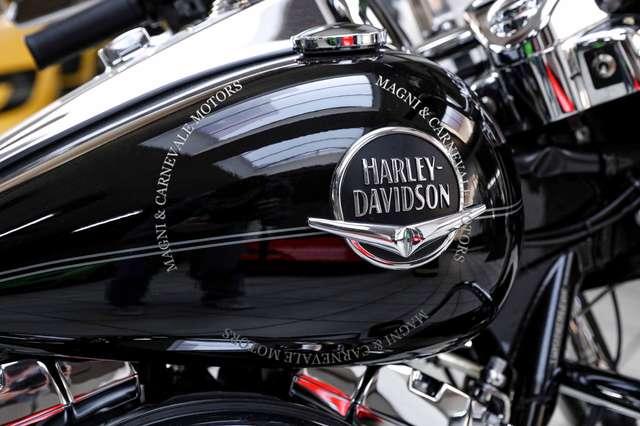 Harley-Davidson Road King SCARICO VANCE&HINES|CRUISE|PARABREZZA|BORSE