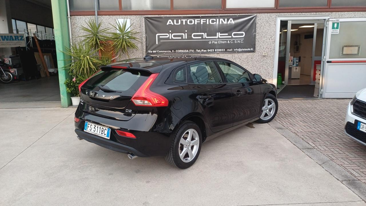 Volvo V40 D2 R-design Euro6 Ok Neopatentati