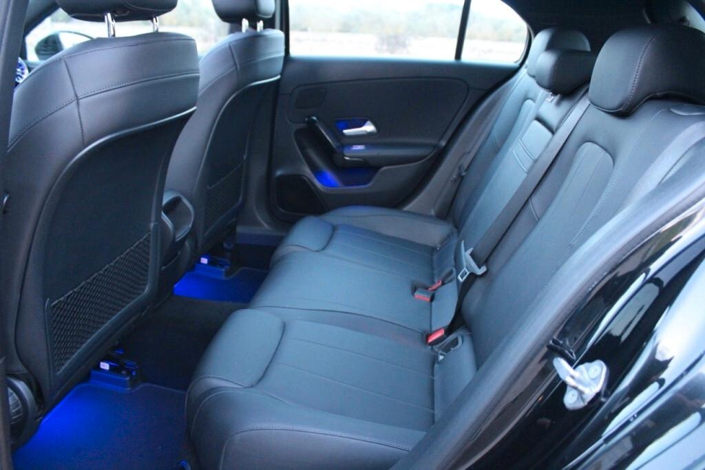 MERCEDES Classe A 180 d Aut. *Tetto *Luci Ambiente