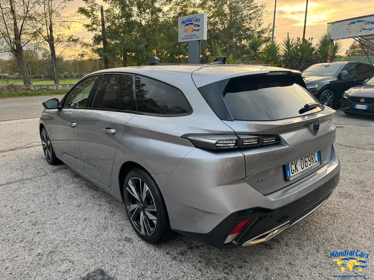 Peugeot 308 BlueHDi 130 S&S EAT8 SW Allure