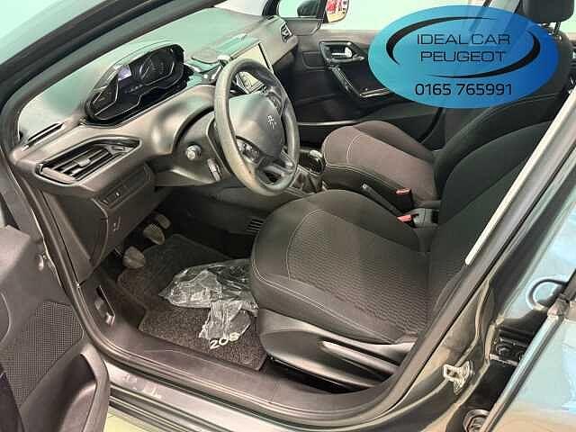 Peugeot 208 PureTech 82 5 porte Allure