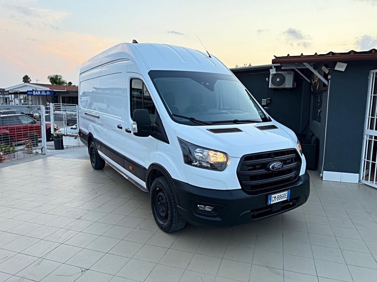 Ford Transit 350 2.0TDCi EcoBlue 170CV PL-SL-TA Furg. Jumbo Trend