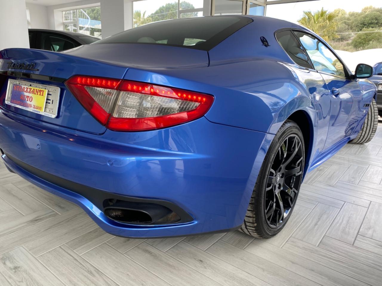 Maserati GranTurismo 4.7V8 460CV MC Stradale TAILOR MADE2014