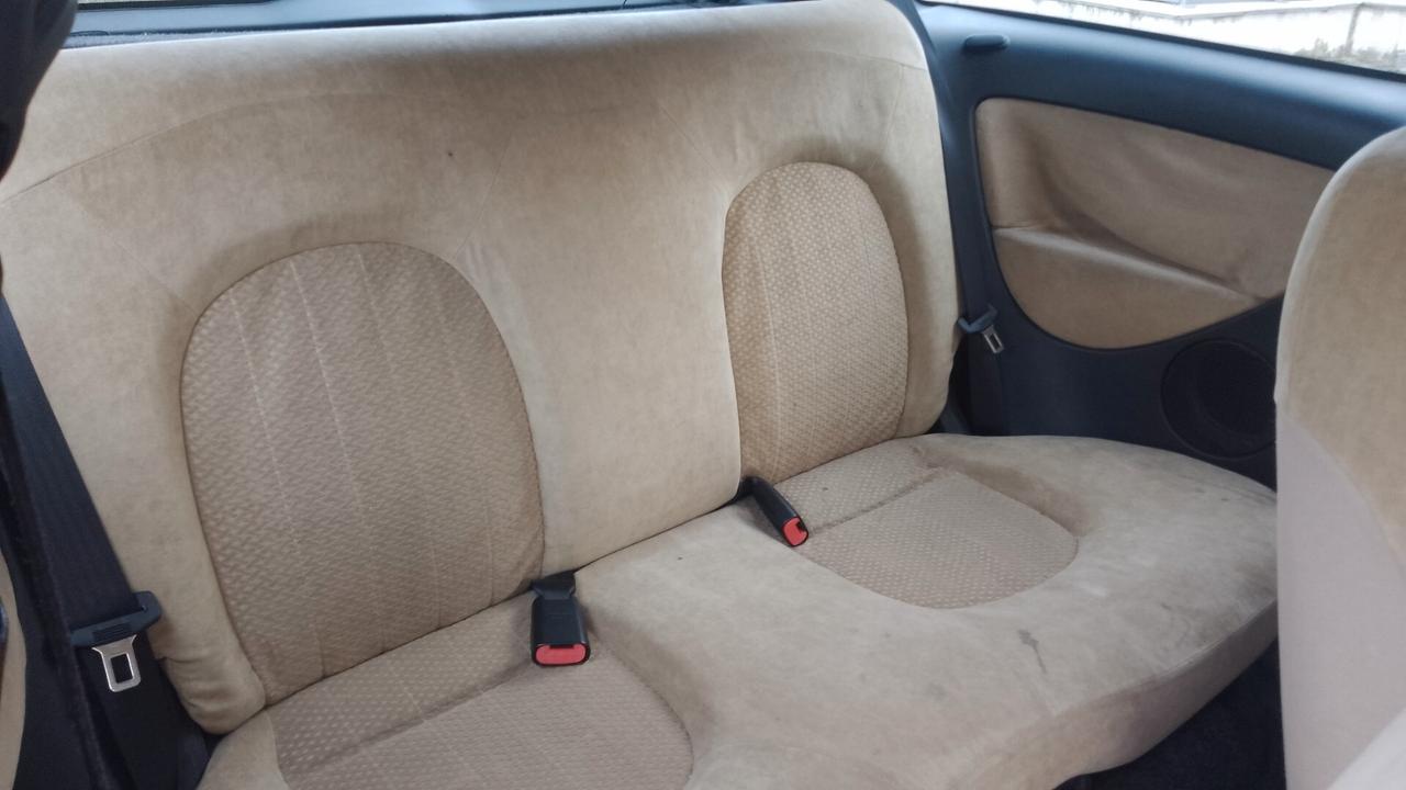 Lancia Ypsilon 1.2 16V 59kw NEOPATENTATI 05