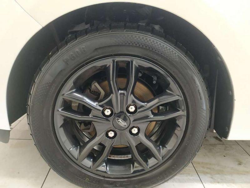 Ford Ka + 1.2 Black&White Black Body 85cv