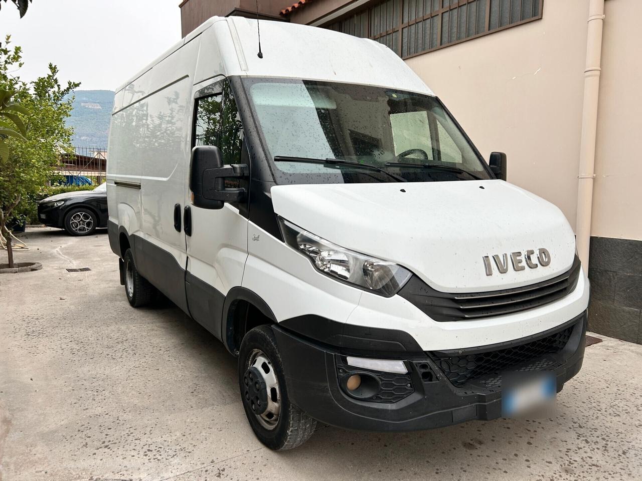 Iveco Daily 35C12 2.3 HPT Hi-Matic Automatico - 2017