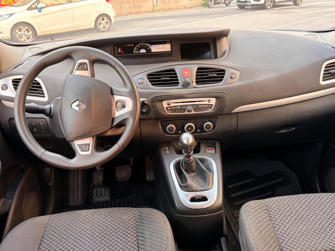 Renault Scenic Scénic X-Mod 1.5 dCi 110CV Luxe