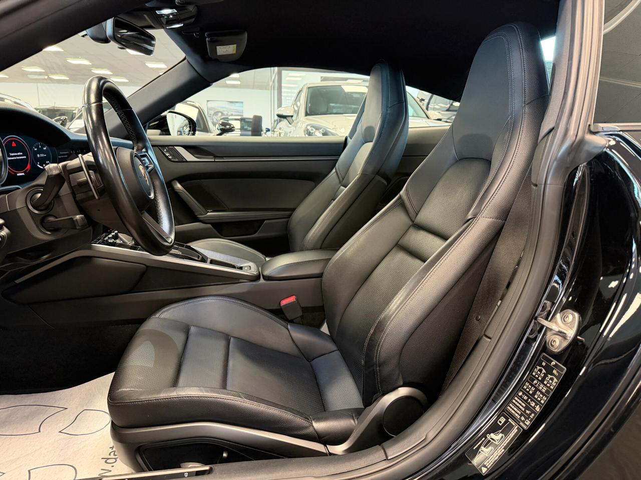 Porsche 911 Carrera