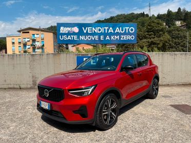 Volvo XC40 B3 automatico Plus Dark
