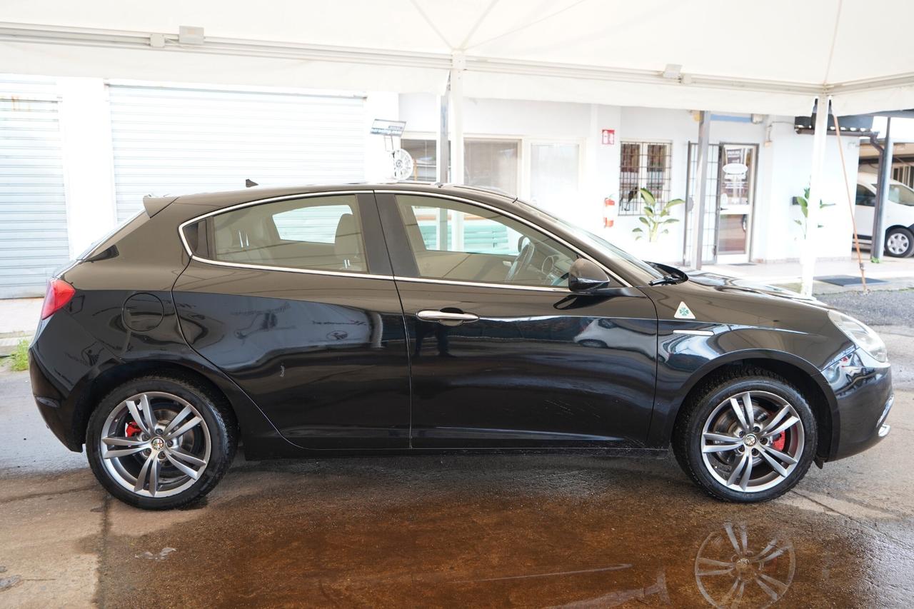 Alfa Romeo Giulietta 2.0 JTDm-2 150 CV Distinctive