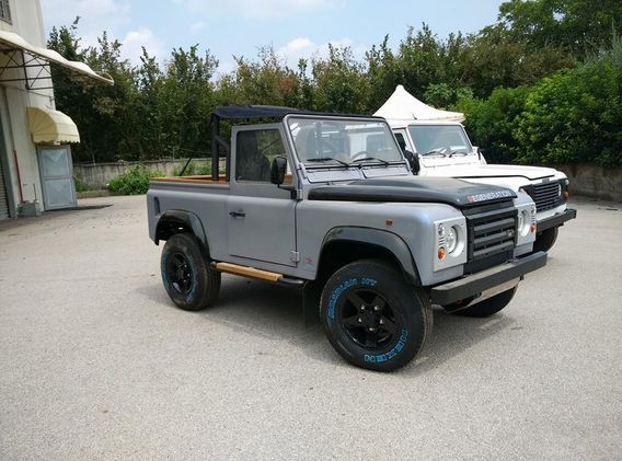 LAND ROVER Defender Cabrio