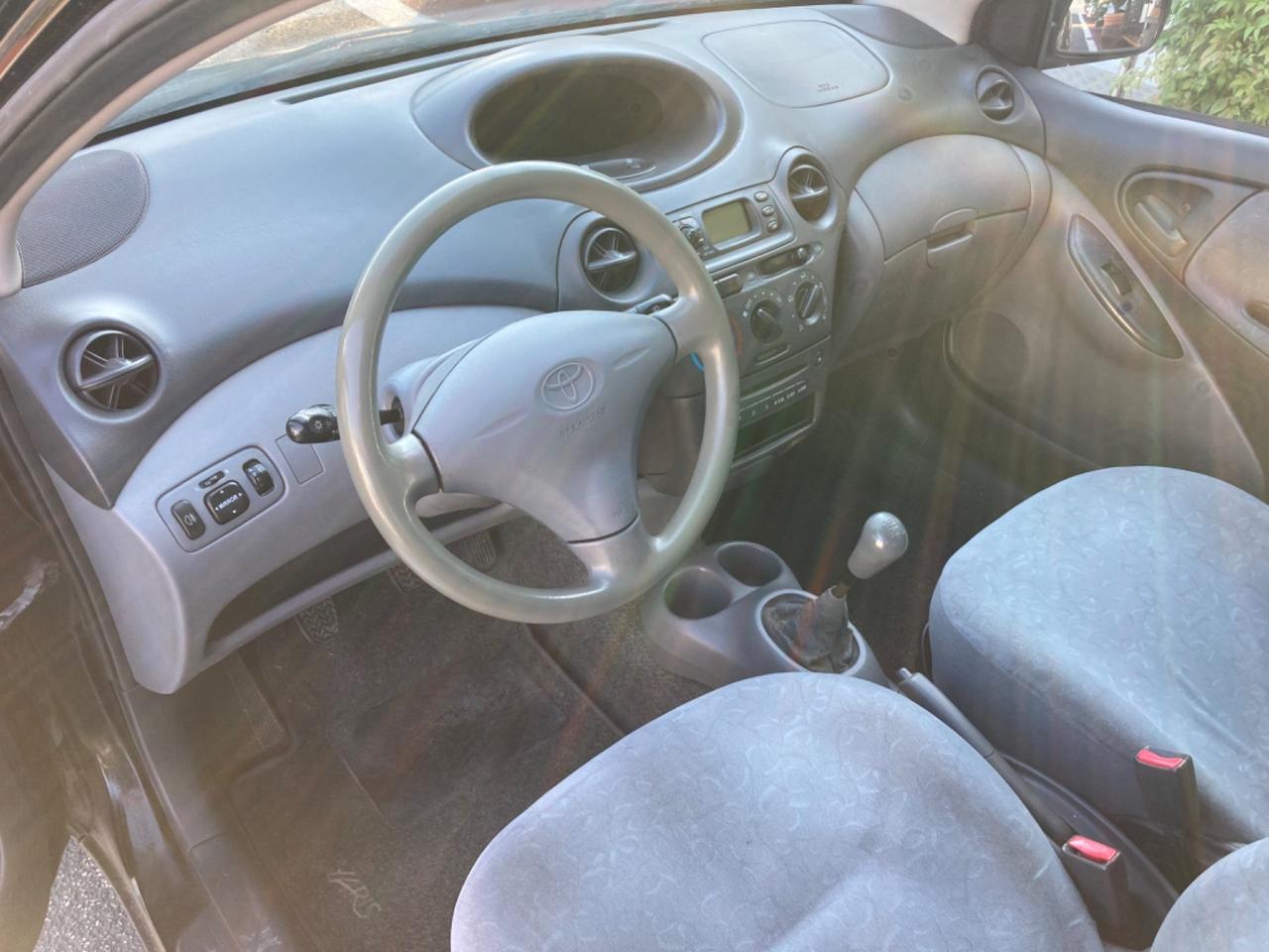 TOYOTA YARIS (5 PORTE) PROPRIETARIO UNICO