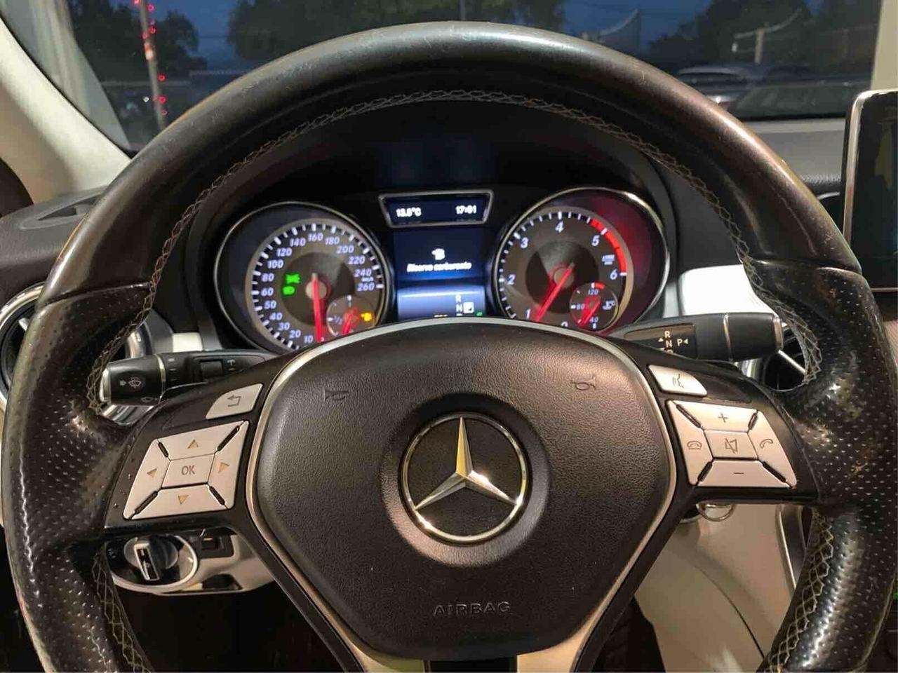 Mercedes-benz GLA 200 CDI