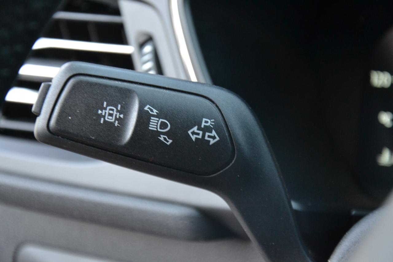 Ford Kuga 2.0 TDCI 120CV AUTOM. TITANIUMPREZZO SENZA VINCOLIUNIPRO'FATTURABILEITALIANA️GARANZIA 12M