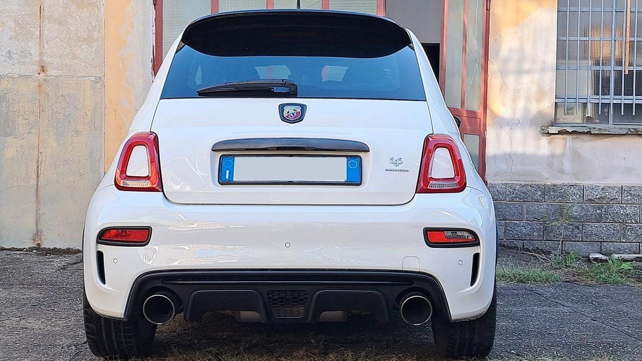 Abarth 595 Competizione 1.4 Turbo T-Jet 180 CV Esseesse