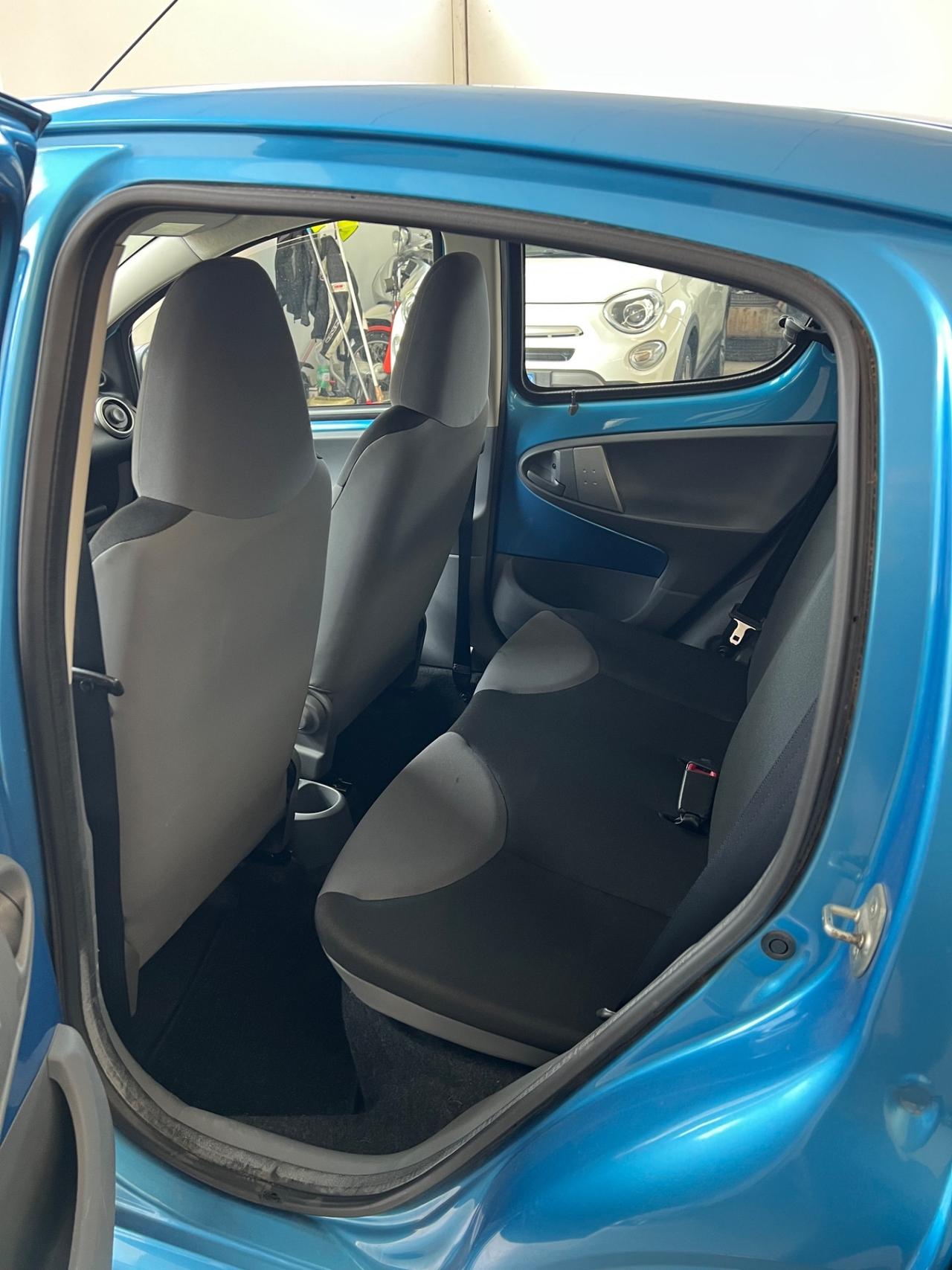 Peugeot 107 1.0 68CV 5p. Desir