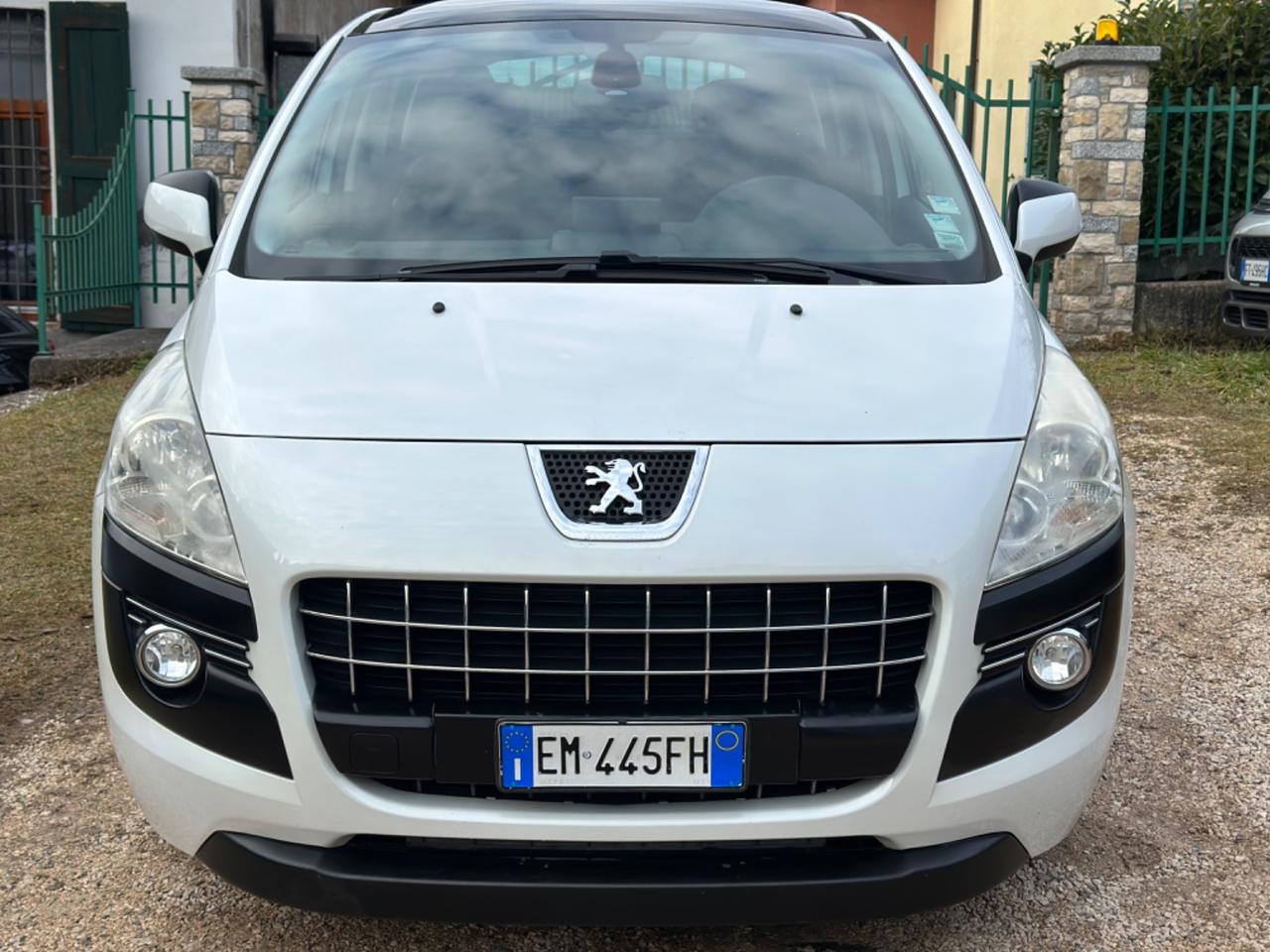 Peugeot 3008 1.6 HDi 115CV ALURE TETTO KMCERT GARANZ