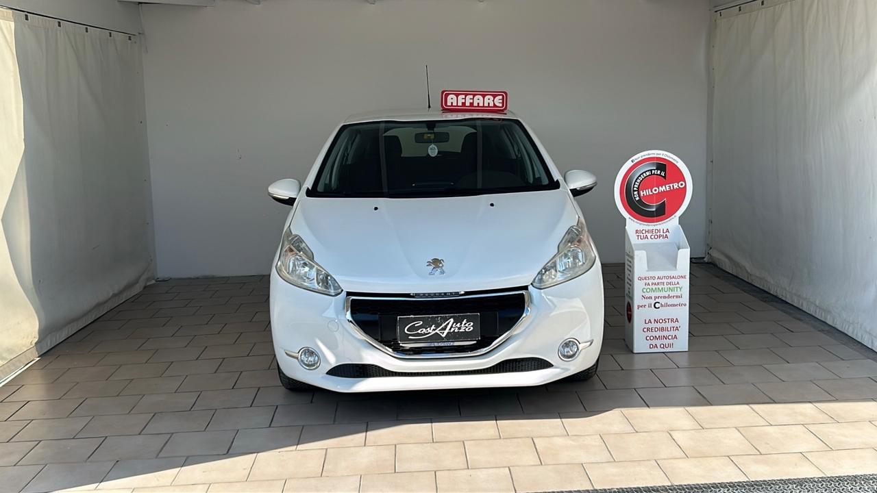 Peugeot 208 1.4 HDi AUTOCARRO 5 POSTI 2013