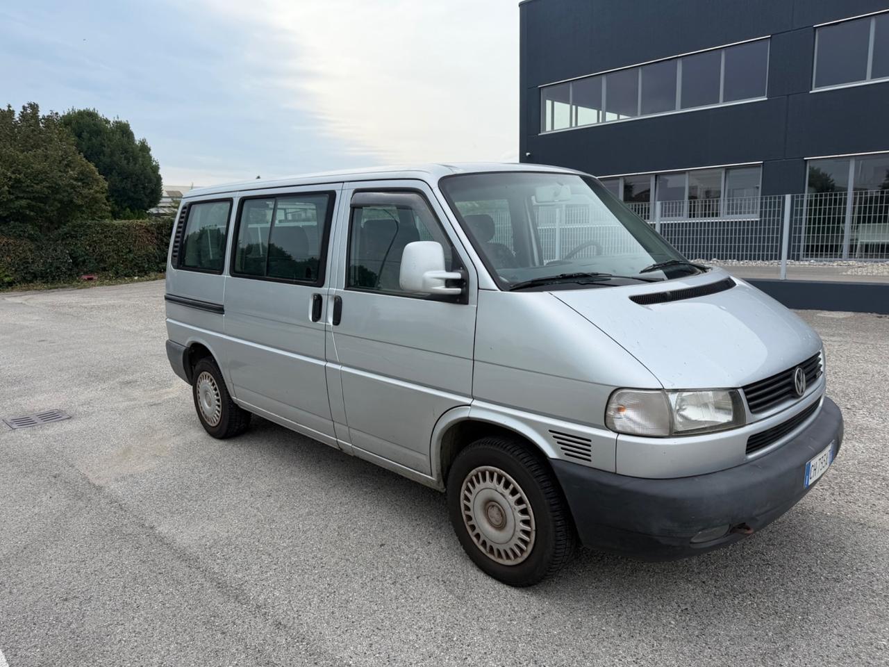 Volkswagen Caravelle/Multivan Caravelle 2.5 TDI/102CV L