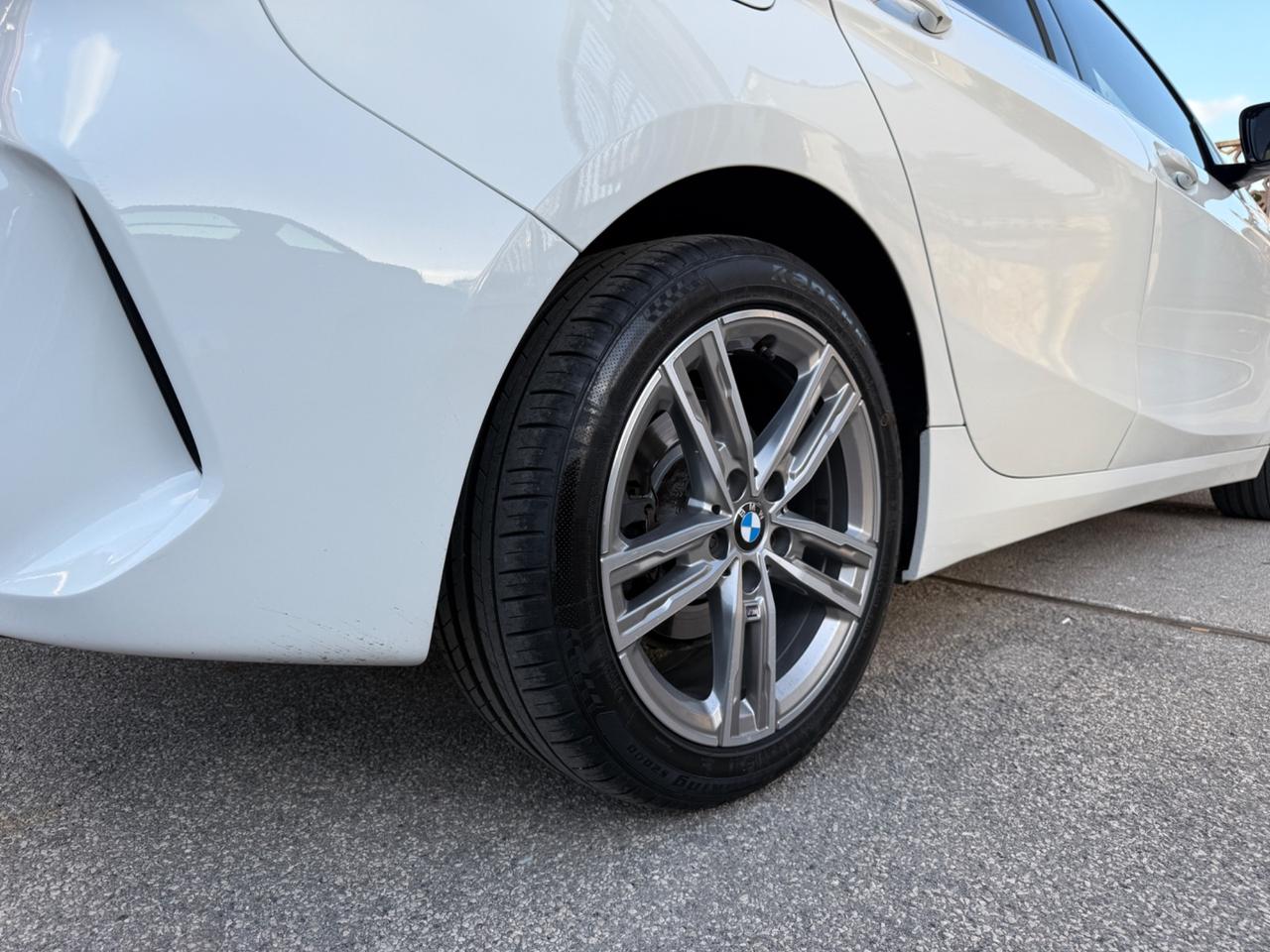 Bmw serie 1 cambio automatico 118d 5p. Msport